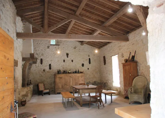 De La Tour Maria * Saint-Beauzeil