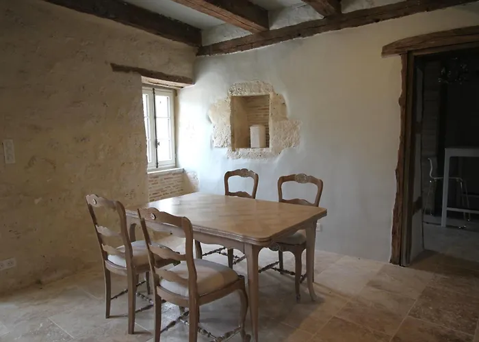 De La Tour Maria Hébergement de vacances