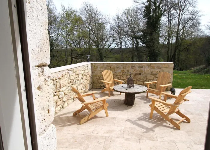 De La Tour Maria Holiday home