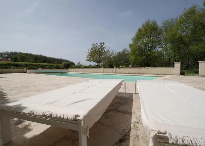 De La Tour Maria Hébergement de vacances Saint-Beauzeil