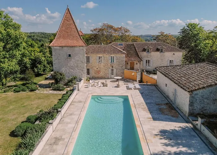 Hébergement de vacances De La Tour Maria Saint-Beauzeil